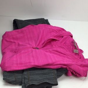 Athleta  bundle top and bottom . Top Xs and bottom ST